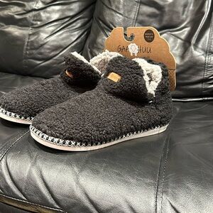 Women's slippers